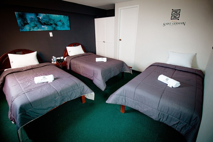 Room 17 of 36