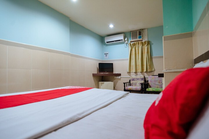 Room 8 of 26