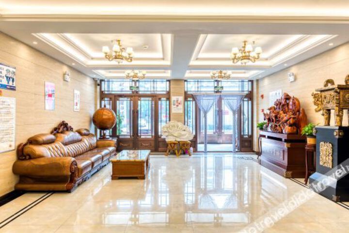 Hotel Interior 7 of 23