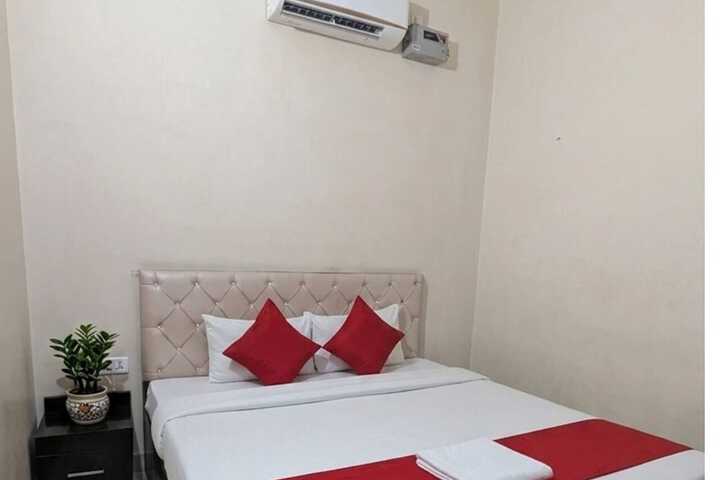 Room 5 of 26