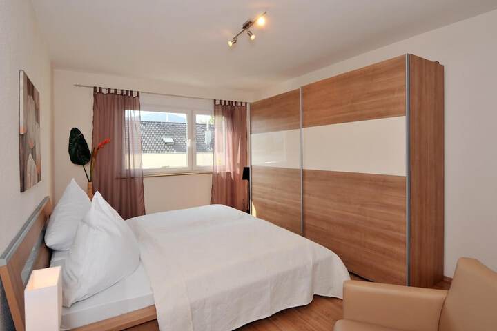 Room 15 of 51