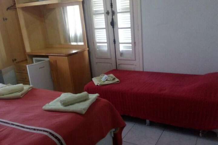 Room 19 of 49