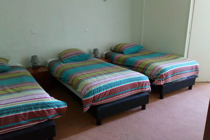 Room 6 of 30