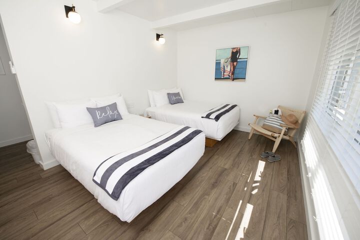 Room 4 of 64