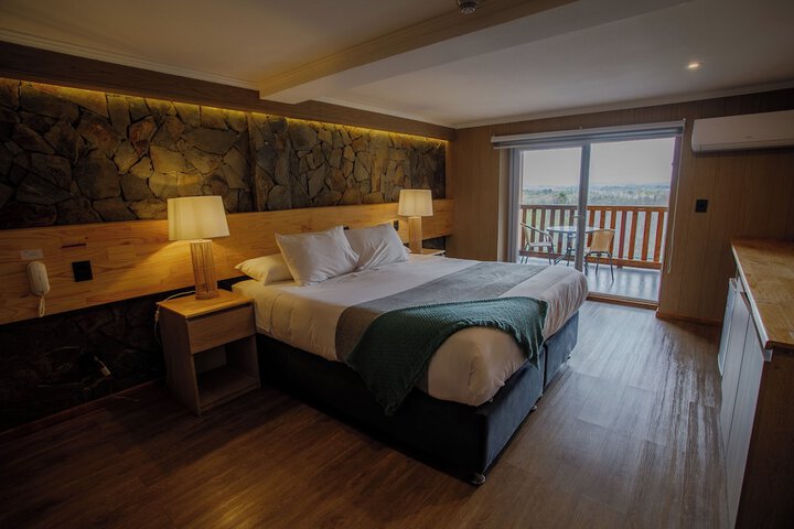 Room 2 of 12