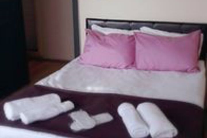 Room 18 of 26
