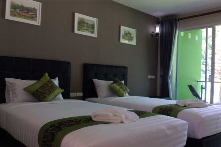 Room 10 of 72