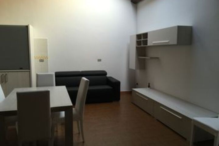 Room 26 of 38