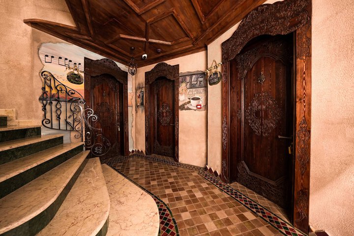 Hotel Interior 114 of 171
