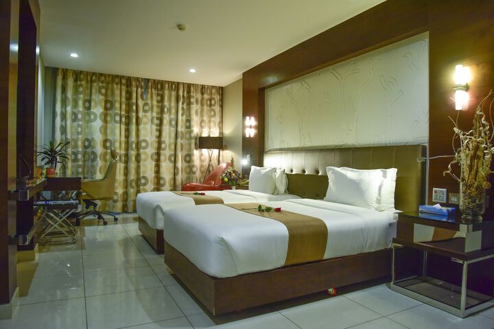 Room 18 of 65