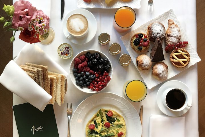Breakfast/Coffee Service 81 of 94
