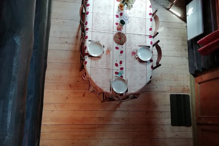 Dining 20 of 28