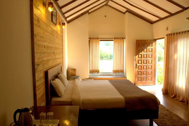 Room 4 of 31