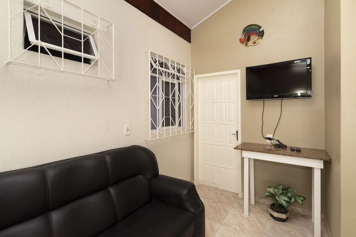 Room 10 of 21