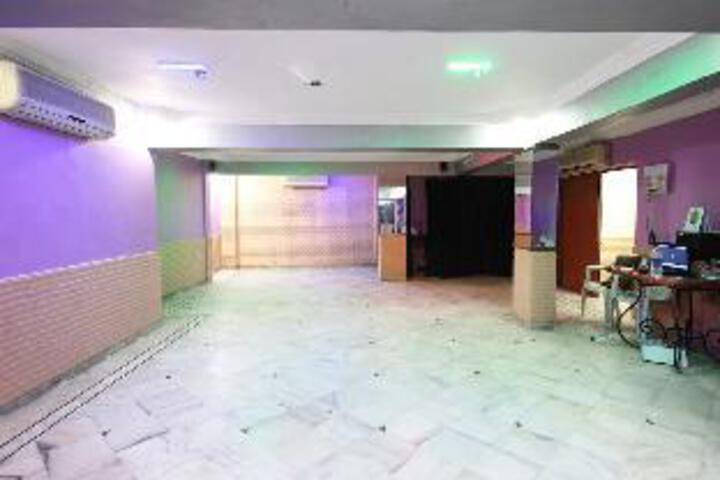 Hotel Mansarovar