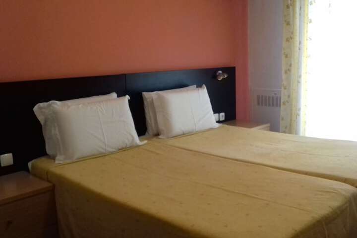Room 12 of 44