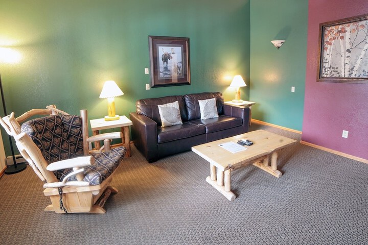 Room 5 of 14