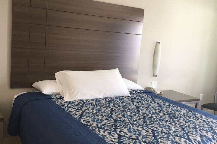 Room 7 of 36