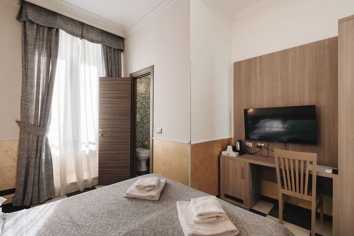 Room 62 of 180