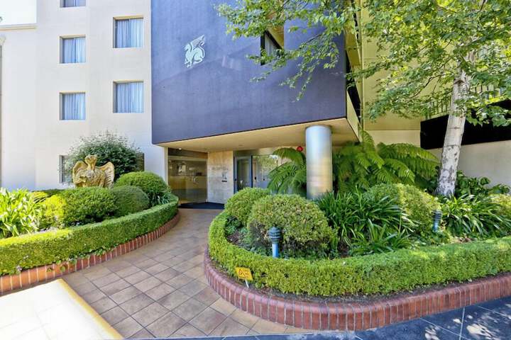 Hotel 73 of 84