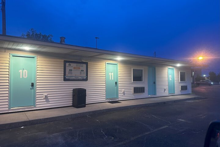 HomeField Inn. in Sandusky, OH