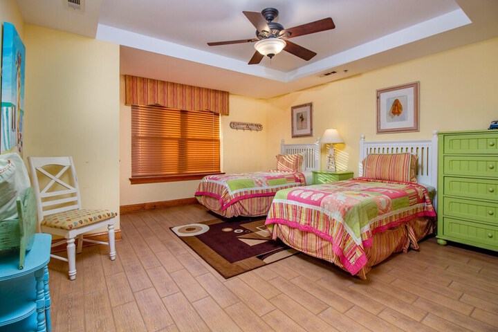Room 14 of 105