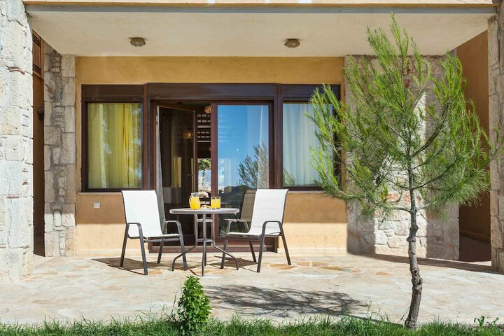 Terrace/Patio 85 of 182