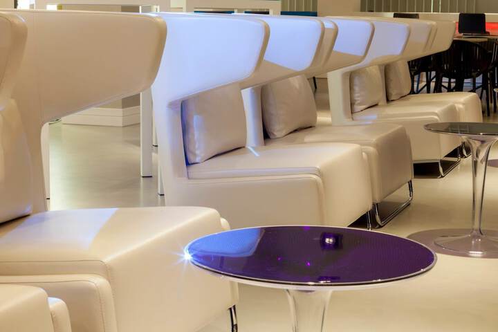 Guest Lobby