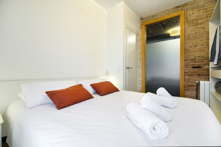 Room 26 of 115