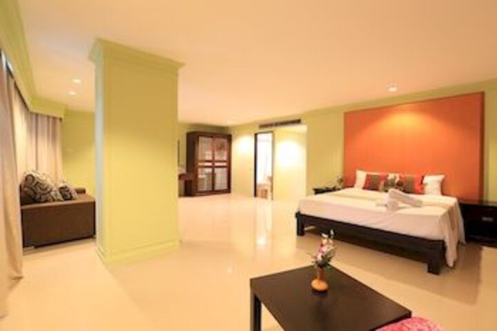 Room 41 of 103