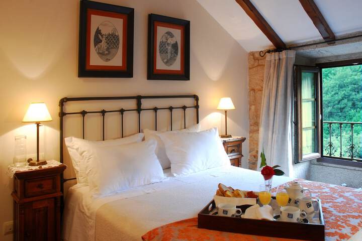 Room 12 of 41