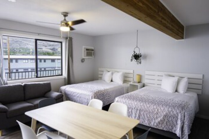 Room 79 of 147