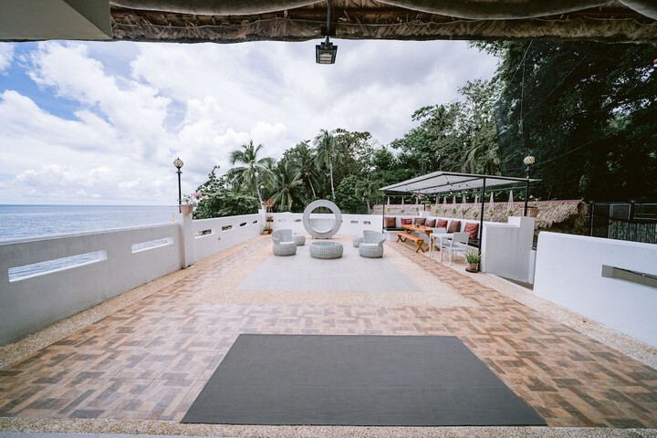 Terrace/Patio 19 of 44