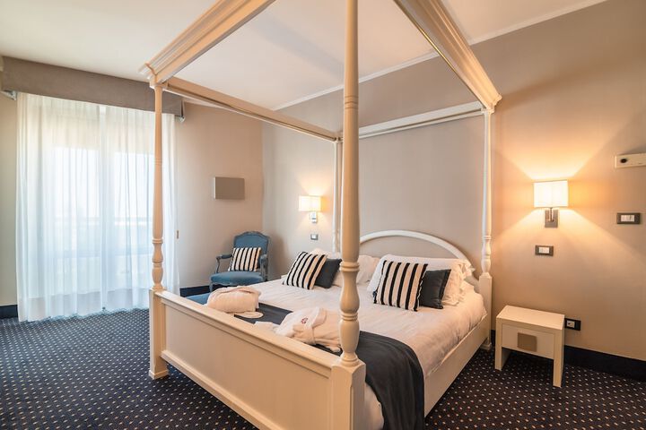Room 49 of 115