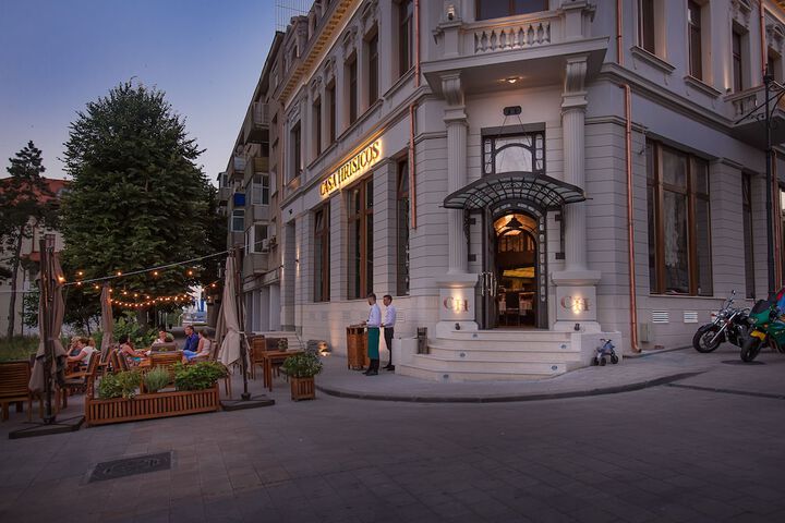 Hotel 96 of 108