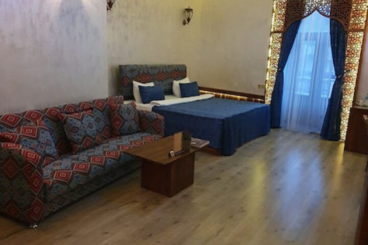 Room 25 of 140