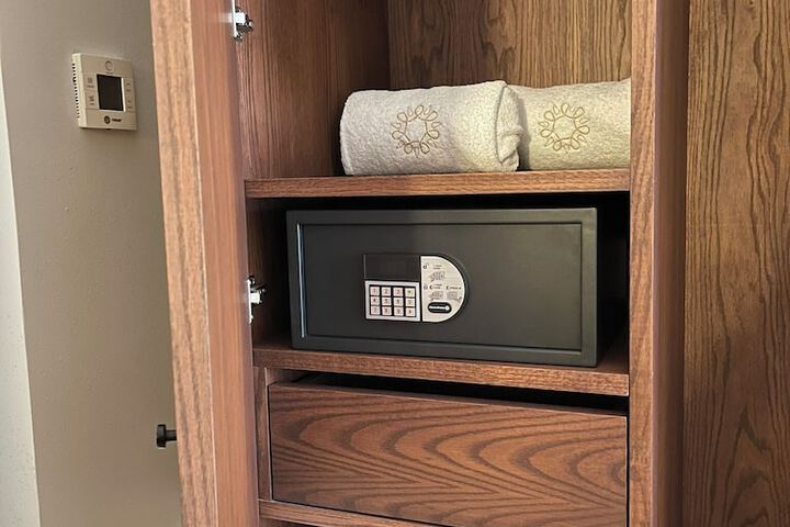 Room 19 of 88