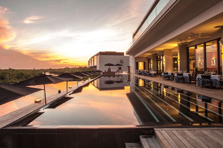 Pool 62 of 145