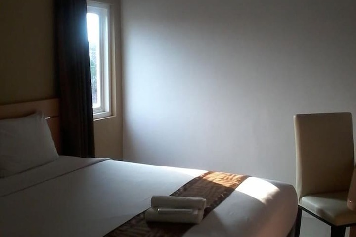 Room 22 of 38