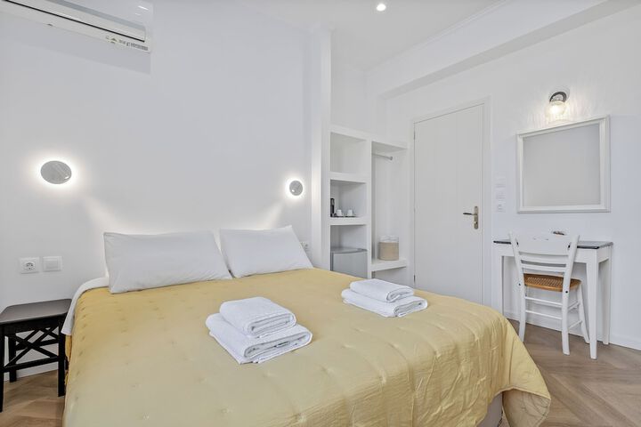 Room 48 of 122