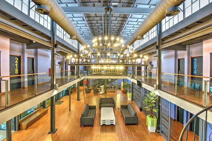 Guest Lobby