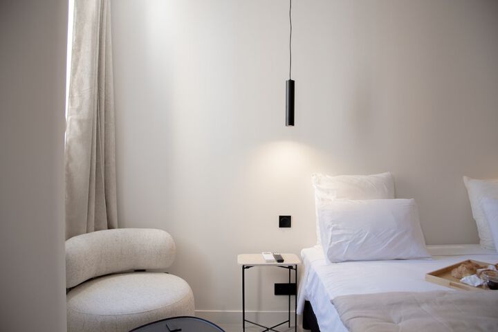 Room 15 of 18