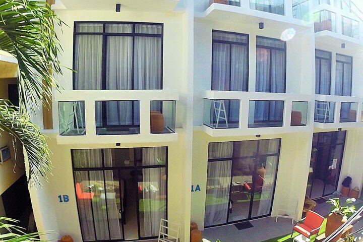 Luxx Boutique Boracay