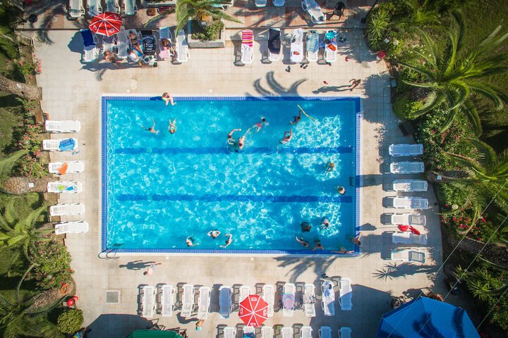 Pool Hotel