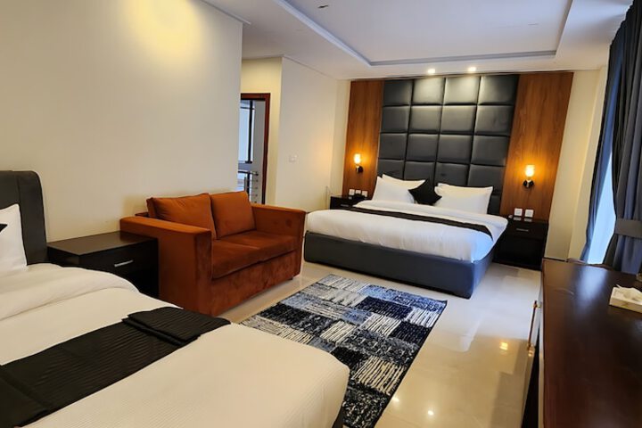 Room 33 of 55