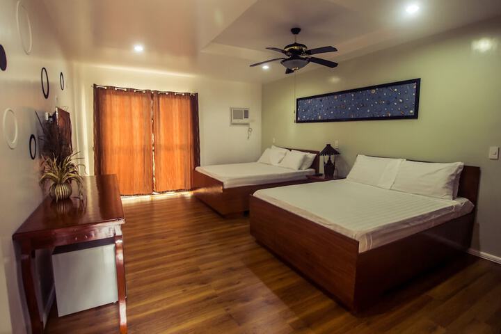 Room 8 of 31