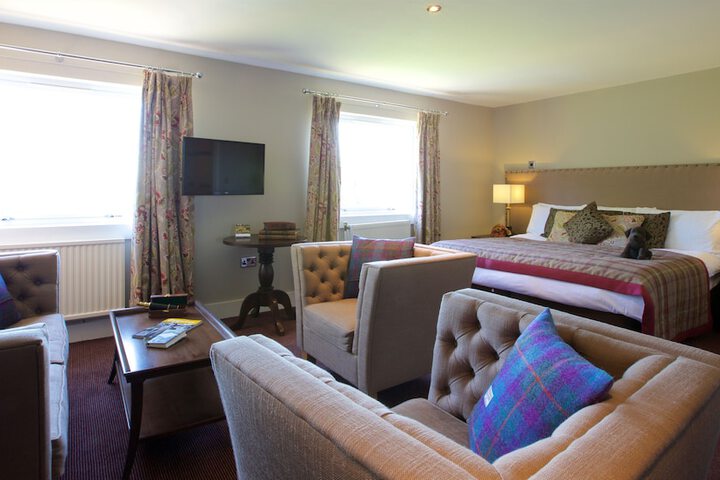 Room 5 of 40