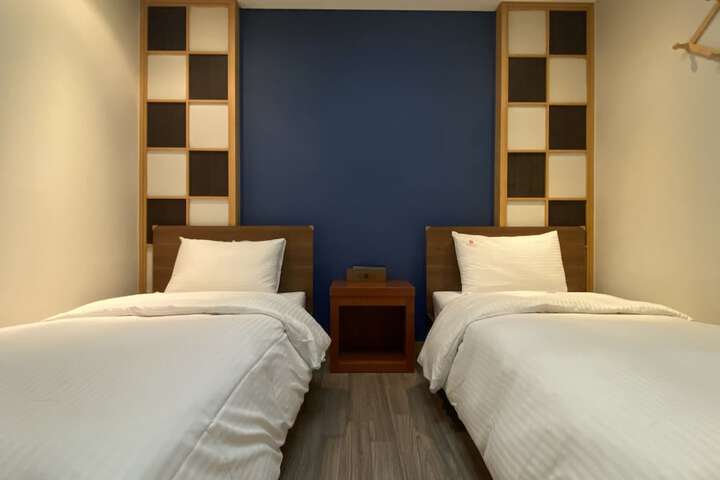 Room 21 of 73