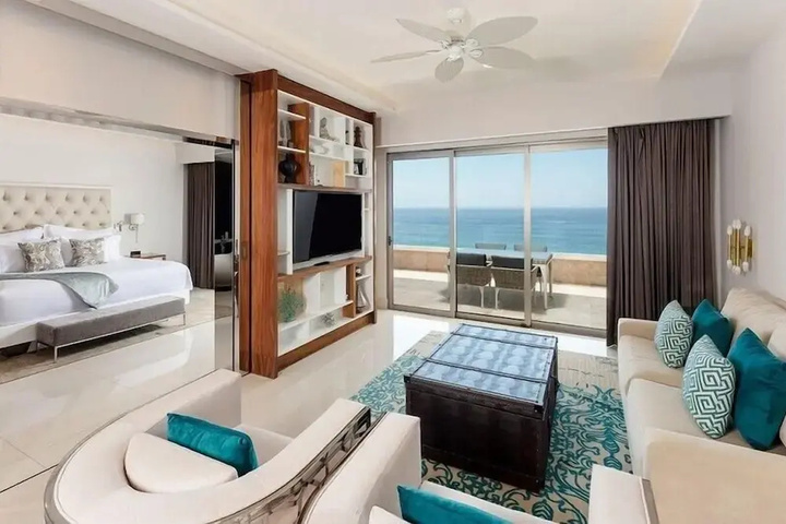 Room 4 of 26