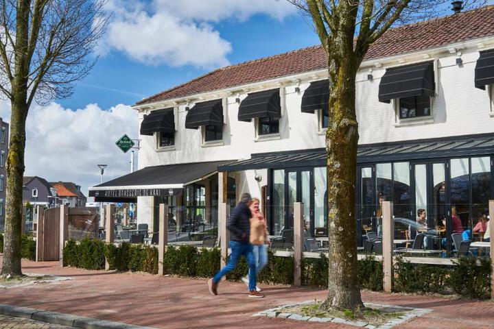 Exterior of Hotel Brasserie de Kaai